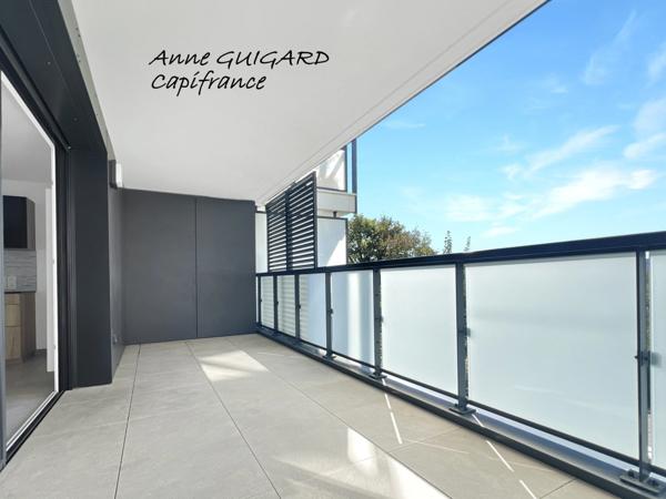 ANNECY (74) Beau 3P de 60,15m² de 2021, terrasse 12m², ouest, parking privatif