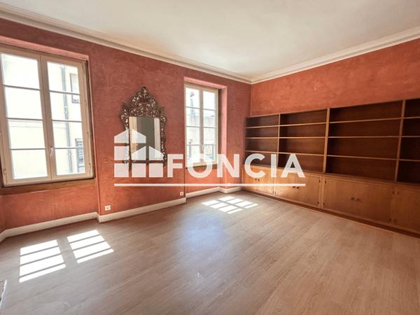 Location Appartement 3 pièces 103.19 m² - 4 RUE EMILE JAMAIS Nimes 30000