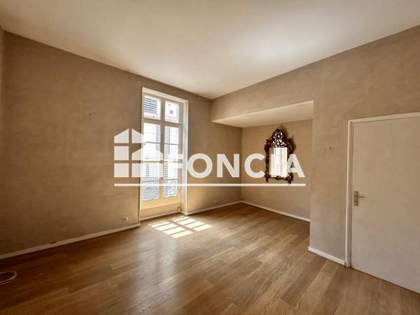 Location Appartement 3 pièces 103.19 m² - 4 RUE EMILE JAMAIS Nimes 30000