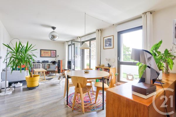 Appartement F4 à vendre  4 pièces - 77 m2 AUBERVILLIERS - 93