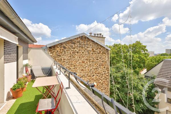 Appartement F4 à vendre  4 pièces - 77 m2 AUBERVILLIERS - 93