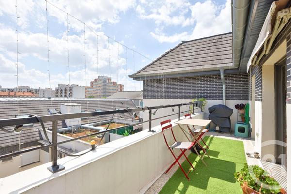 Appartement F4 à vendre  4 pièces - 77 m2 AUBERVILLIERS - 93