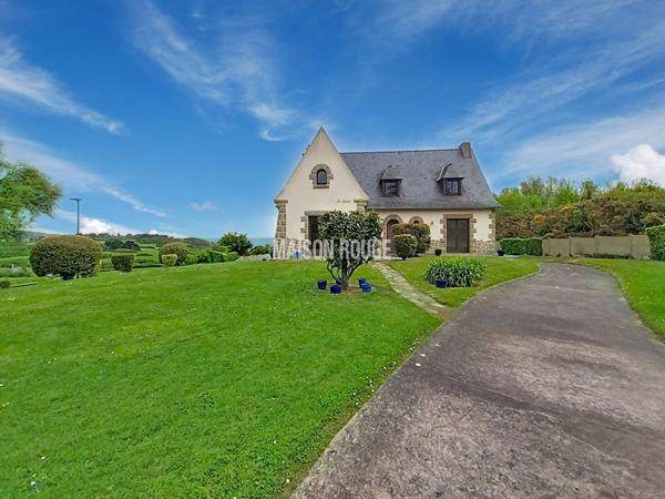 Maison vue mer Saint-Quay-Portrieux 175 m², 4 chambres terrain arboré 2540 m² proche mer