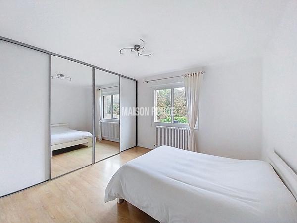 Maison vue mer Saint-Quay-Portrieux 175 m², 4 chambres terrain arboré 2540 m² proche mer