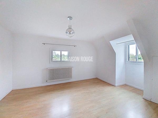 Maison vue mer Saint-Quay-Portrieux 175 m², 4 chambres terrain arboré 2540 m² proche mer