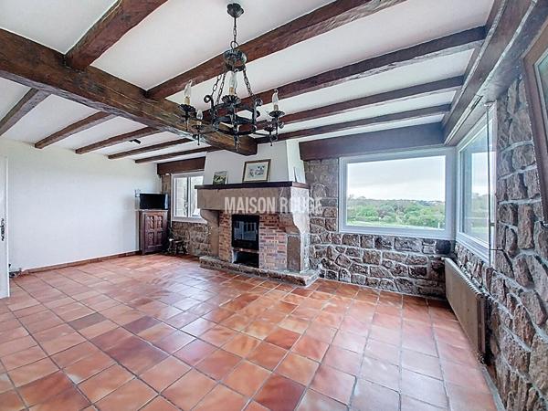 Maison vue mer Saint-Quay-Portrieux 175 m², 4 chambres terrain arboré 2540 m² proche mer