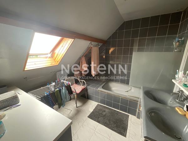 Carrieres-sur-Seine, maison de 147 m2, 4 chambres, sous-sol, garage et jardin,