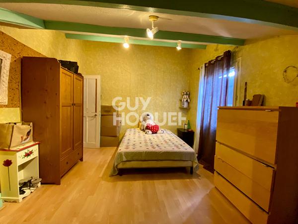 Maison à rafraichir de 118 m² à Givors, proche écoles et commerces