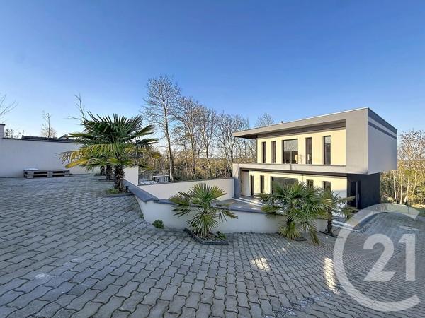 Maison à vendre  8 pièces - 180 m 2   AULNAY SOUS BOIS  - 93