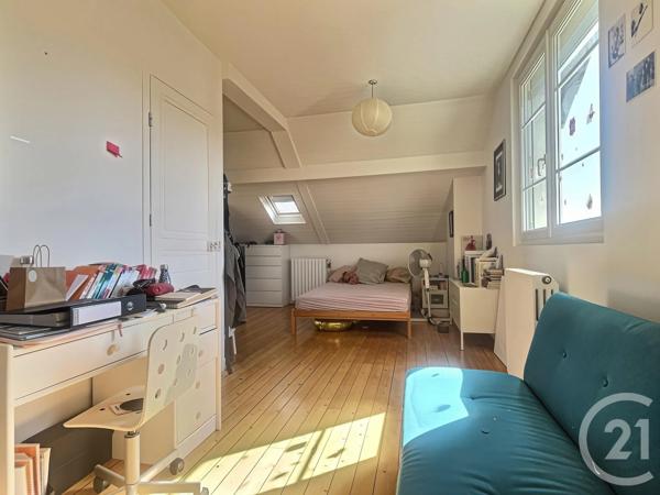 Maison à vendre  8 pièces - 180 m 2   AULNAY SOUS BOIS  - 93