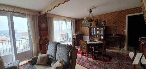 Appartement à Vendre à Le Havre (76600) en Seine-Maritime (76)

Ce bien immobilier est situé ...