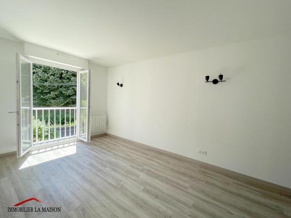 T2 - VESONE - VESONE - Dans un immeuble situé à ...