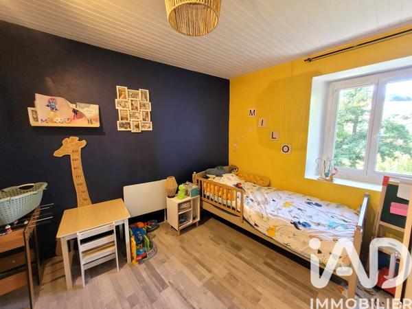 Maison à vendre 4 pièces 75 m² Le Chambon-Feugerolles