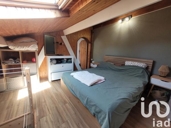 Maison à vendre 4 pièces 75 m² Le Chambon-Feugerolles