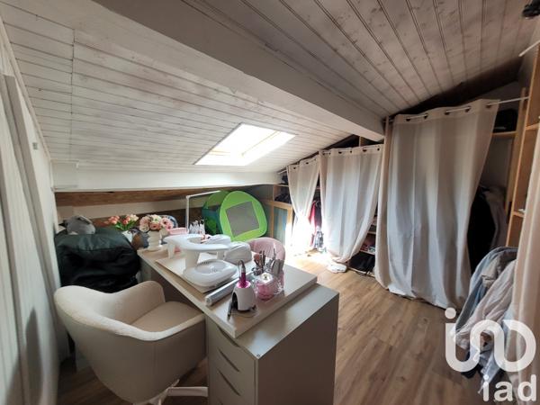 Maison à vendre 4 pièces 75 m² Le Chambon-Feugerolles