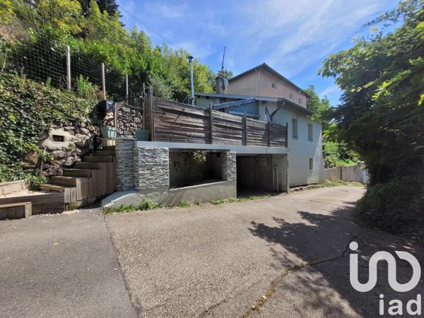 Maison à vendre 4 pièces 75 m² Le Chambon-Feugerolles
