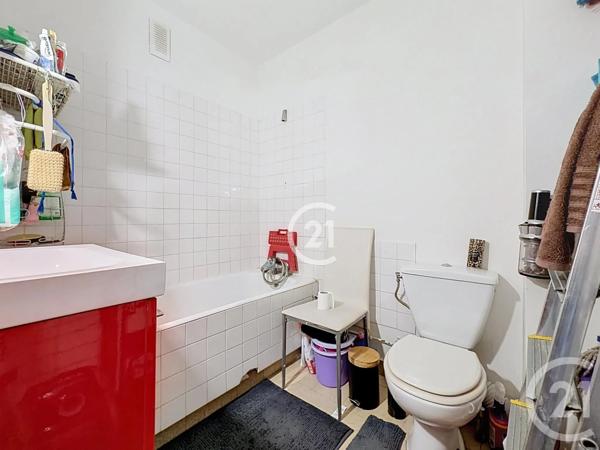 Appartement F2 à vendre  2 pièces - 48,15 m 2   MONTREUIL  - 93