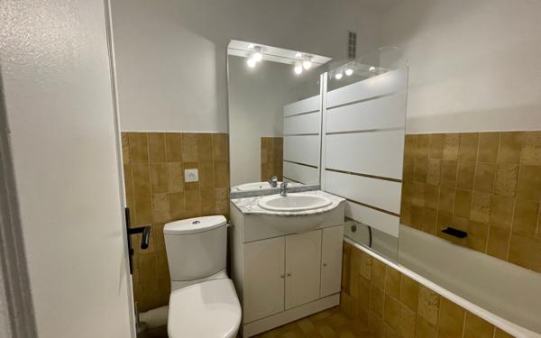 Appartement à louer    1 pièce •  Bourg-la-Reine