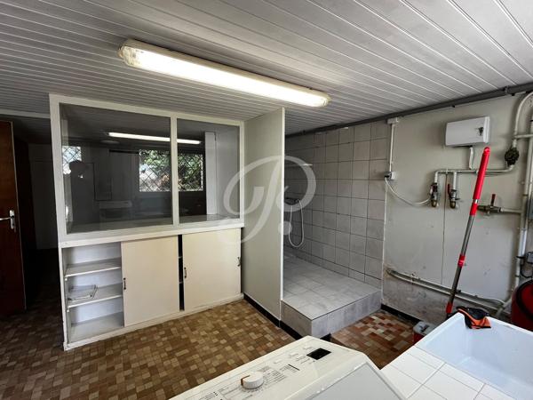 Spacieuse Maison 8 pièces de 205m2 à Coëx Toutes les caractéristiques