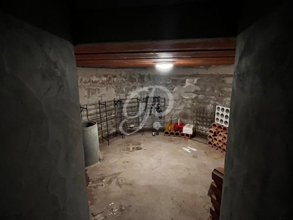 Spacieuse Maison 8 pièces de 205m2 à Coëx Toutes les caractéristiques