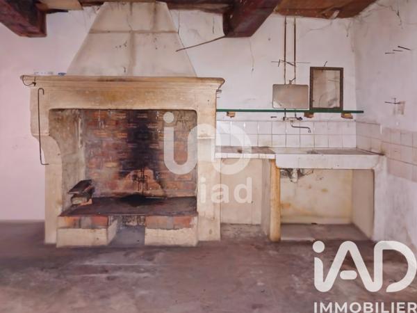 Maison à vendre 3 pièces 80 m² Estézargues