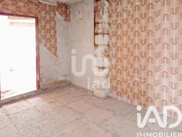 Maison à vendre 3 pièces 80 m² Estézargues