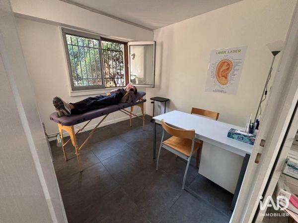 Boutique/Local commercial à vendre 65 m² Paris 11