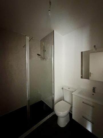 Appartement
         2 pièces
        - 37 m² 29 000 €*