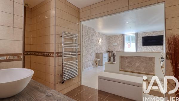 Maison à vendre 7 pièces 240 m² La Burbanche