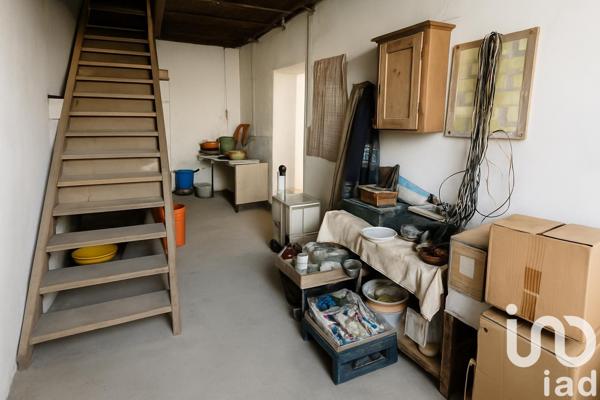 Maison à vendre 5 pièces 121 m² Saint-Jean-d'Angély