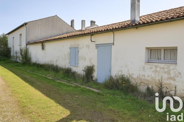 Maison à vendre 5 pièces 121 m² Saint-Jean-d'Angély