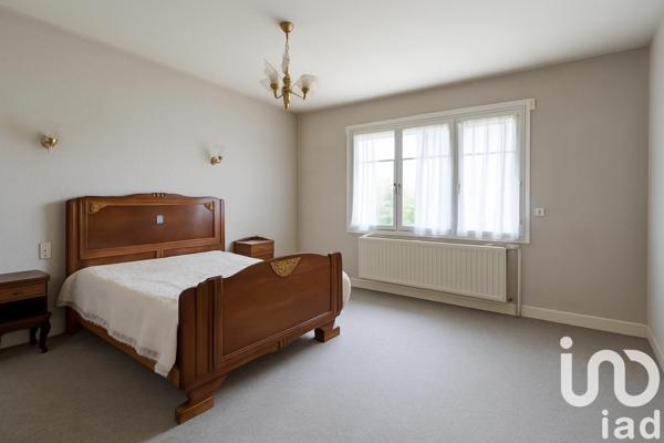 Maison à vendre 5 pièces 121 m² Saint-Jean-d'Angély