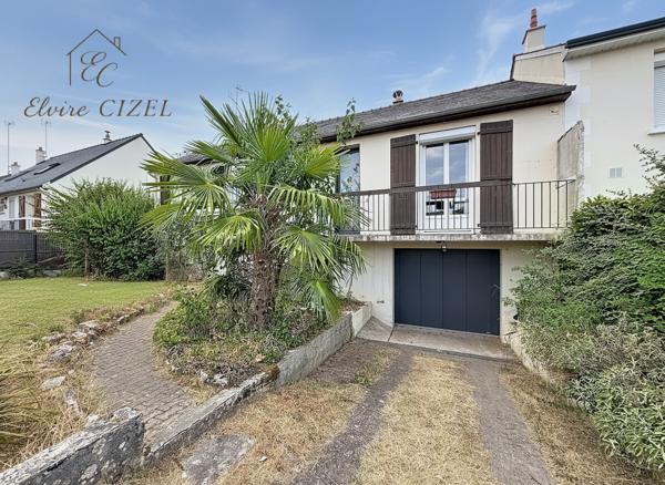Maison
         5 pièces
        - 117 m² Exclusivité 242 000 € *