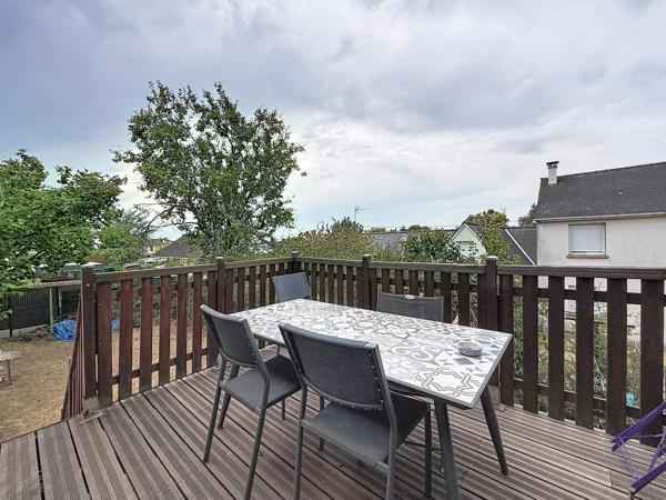 Maison
         5 pièces
        - 117 m² Exclusivité 242 000 € *