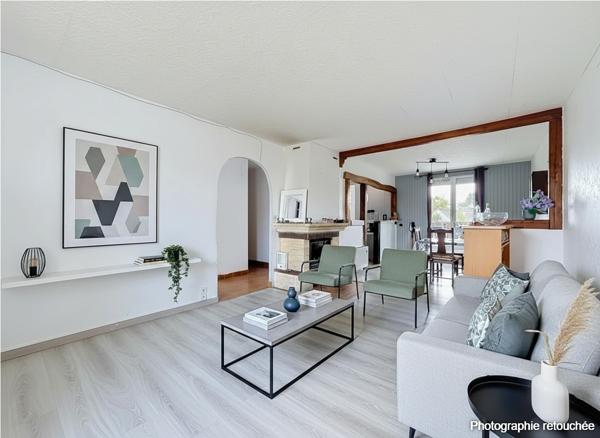 Maison
         5 pièces
        - 117 m² Exclusivité 242 000 € *
