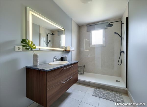 Maison
         5 pièces
        - 117 m² Exclusivité 242 000 € *