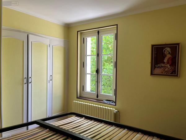 Maison de ville à vendre à Courtomer dans l'Orne (61390), ref : GR