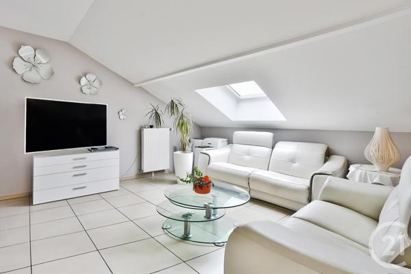 Appartement F4 à vendre  4 pièces - 116 m2 ST MAURICE DE BEYNOST - 01