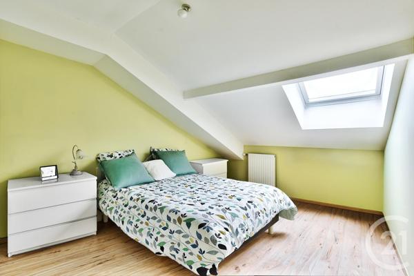 Appartement F4 à vendre  4 pièces - 116 m2 ST MAURICE DE BEYNOST - 01