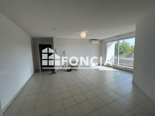 Location Appartement 3 pièces 60.3 m² - 2 RUE G. PECH A- 21 BD LACOMBE B Albi 81000