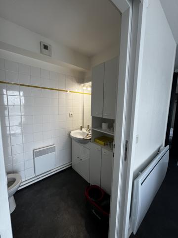 T1 au troisième et dernier étage d’une résidence quartier les Minimes