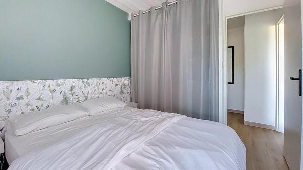 SUPERBE DUPLEX - 2 CHAMBRES - PROCHE PLAGE