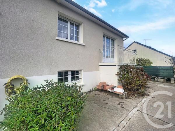 Maison à vendre  5 pièces - 89,30 m2 QUELAINES ST GAULT - 53
