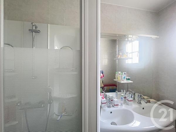 Maison à vendre  5 pièces - 89,30 m2 QUELAINES ST GAULT - 53