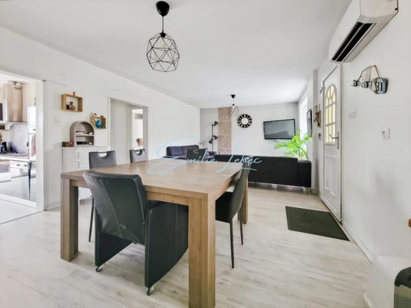 Pont-Aven – Immeuble rénové, T3 et T5, grand jardin, proximité de tout.