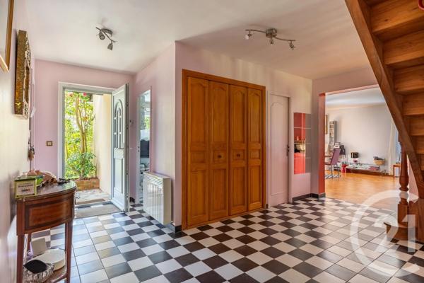 Maison à vendre  7 pièces - 234 m 2   ROCHEFORT EN YVELINES  - 78