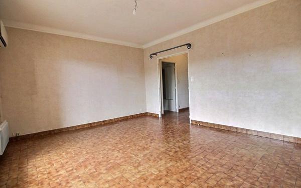 Appartement à vendre    3 pièces • 64,04 m2 Carpentras