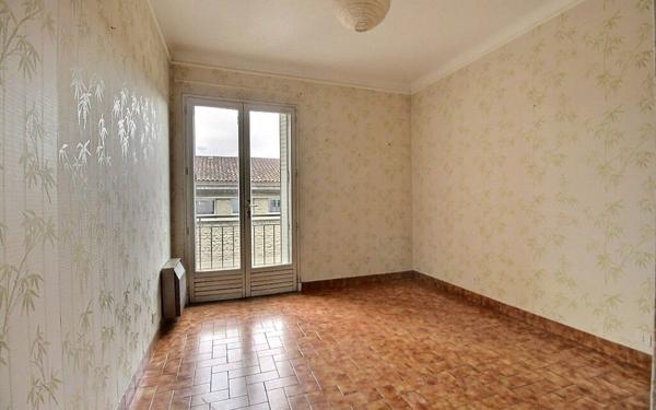 Appartement à vendre    3 pièces • 64,04 m2 Carpentras