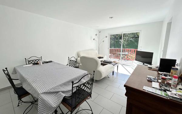 Appartement à louer    3 pièces •  Bidache