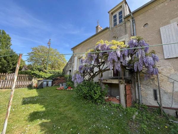 Maison 103 740 € Nozières 5 p 137 m² DPE E